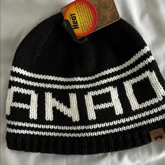 NWT Wind River Heritage Canada Knit Beanie Hat Black White - Picture 1 of 5